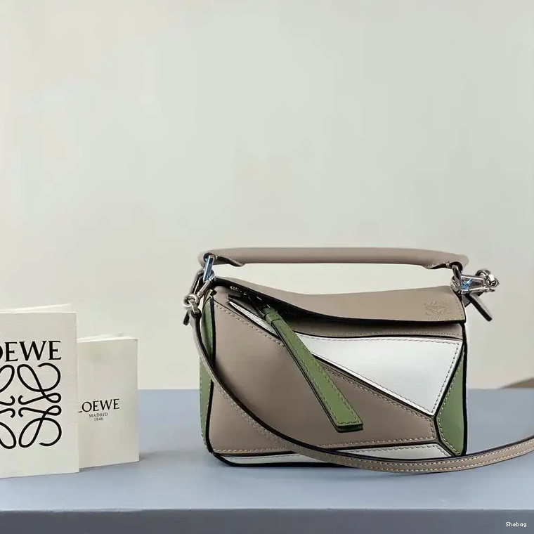 Loewe Bag 2209SW0011 0721